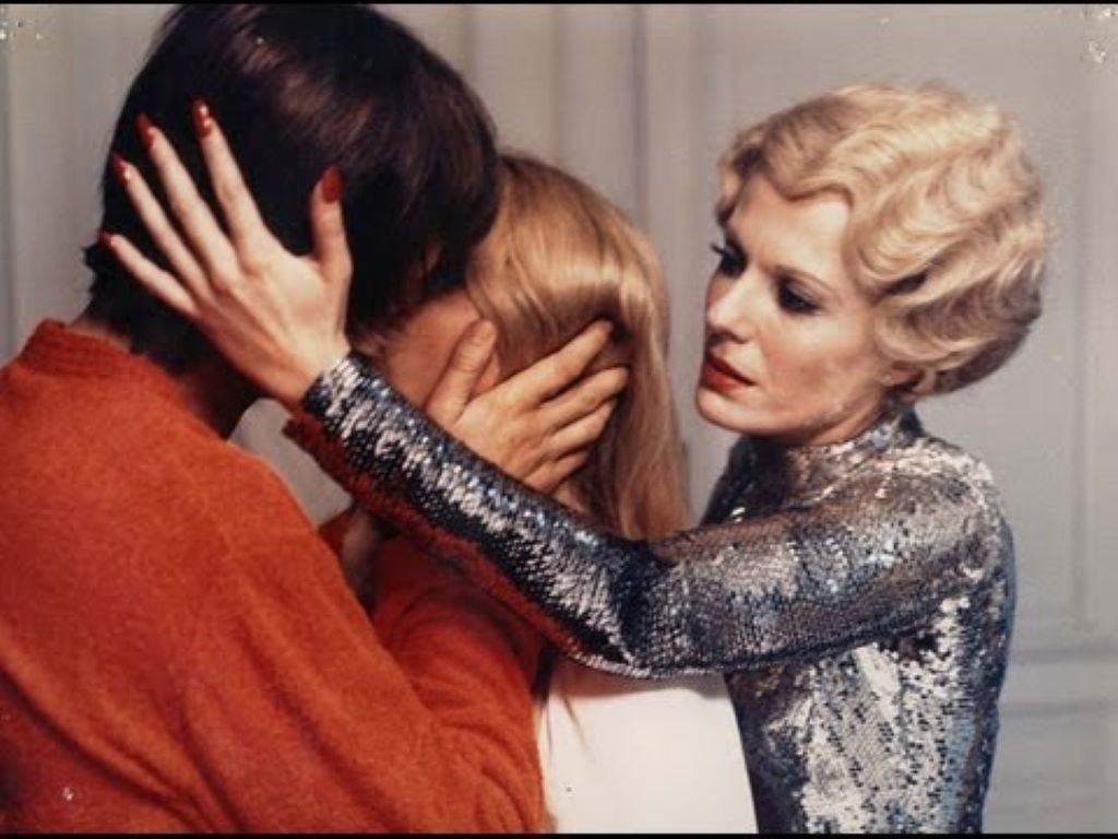 Daughters-of-Darkness-1971